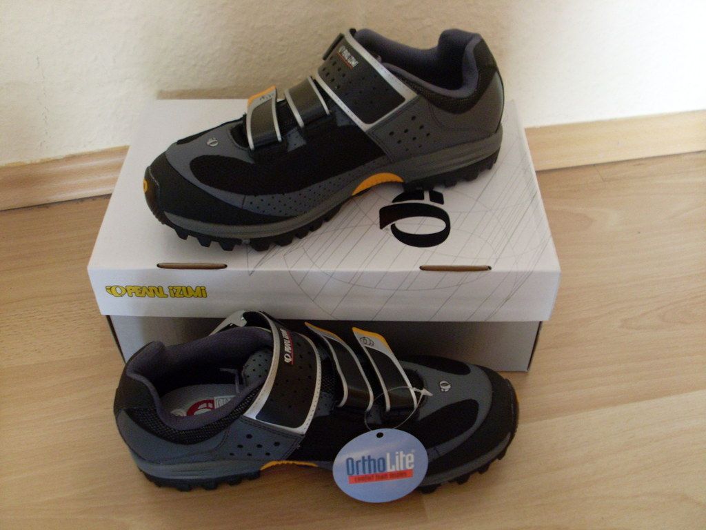 SL374290.JPG