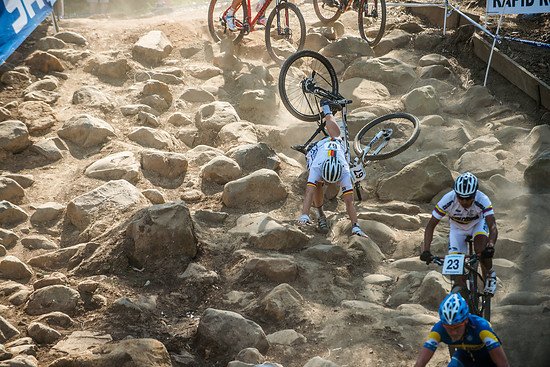 JuniorsM Schwarzbauer rockgarden crash 2 by Maasewerd