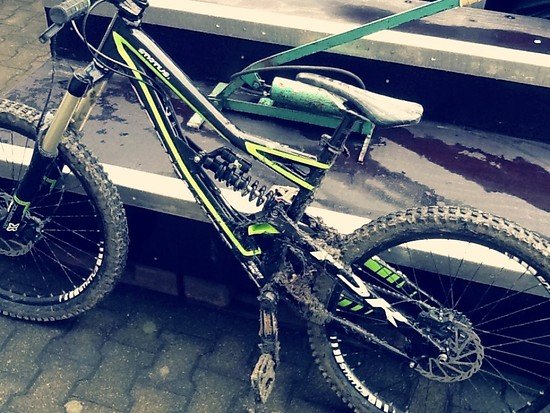 Specialized Status FSR 1