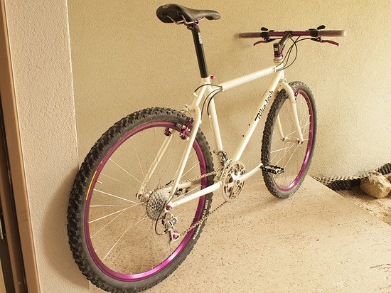 Bike-tech hikari team