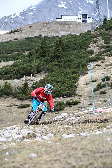 FS 140504 NKQ XXXX 2184