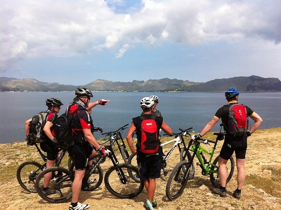 and in between...some annotations about Mallorca