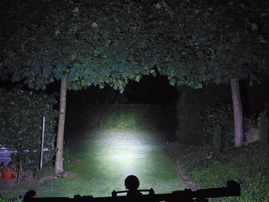 Leuchtweite und Lichtverteilung (Streulicht)