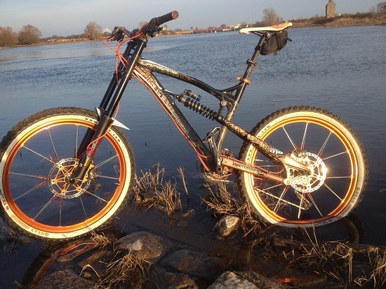 Froggy auf Tour getrimmt...