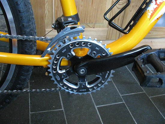 Specialized HotRock 24 Zoll 04