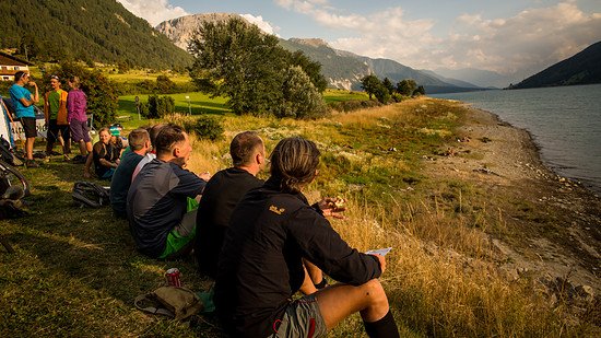 Fachsimpeln und Burger futtern - so lässt sich ein guter Trail-Tag bestens ausklingen.