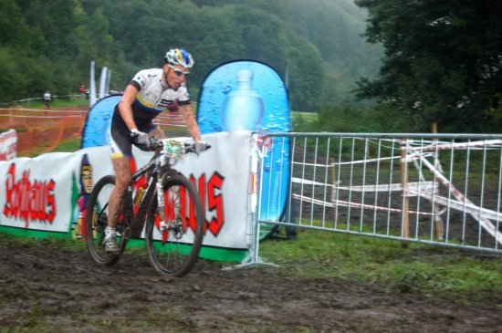 Simon Stiebjahn führte lange Zeit das Feld an