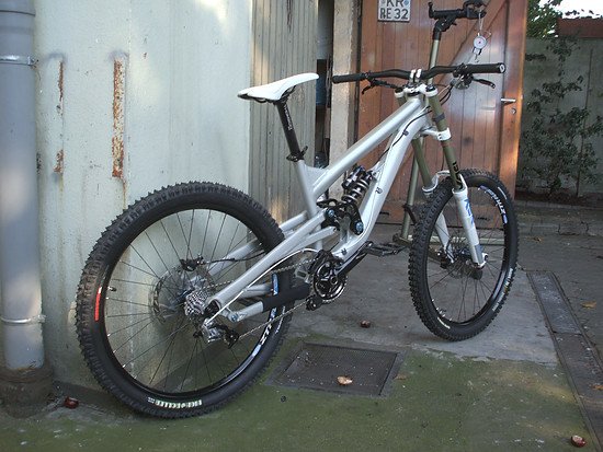 YT Tues Custom erste Ausbaustufe