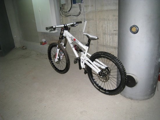 Alutech Pudel DH (4)