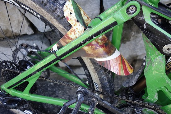 Pizza Mudguard von der Seite