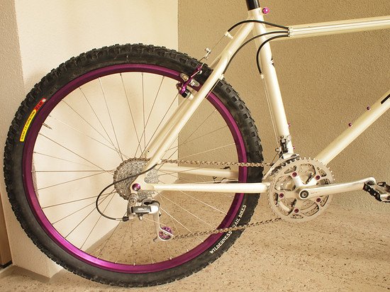 Bike-tech hikari team