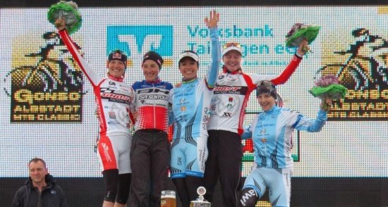 Podium Damen