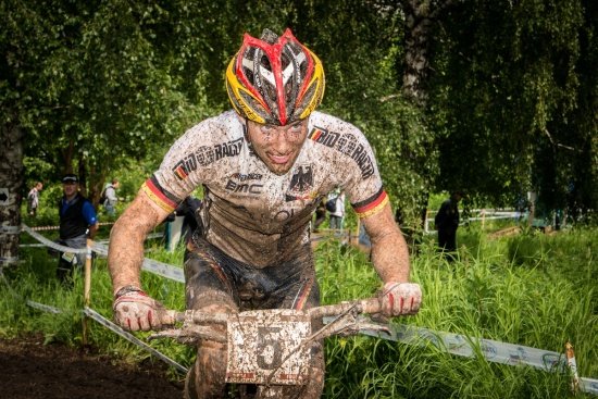 120610 RUS Moscow XC Men Milatz lastlap fighting by Kuestenbrueck