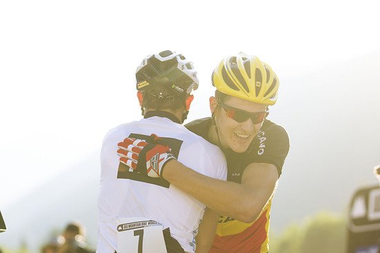 Glückwunsch von Bels an Federspiel