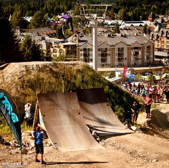 Double Tailwhip