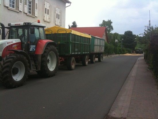 bisschen früh abgeladen dorfeinfahrt 