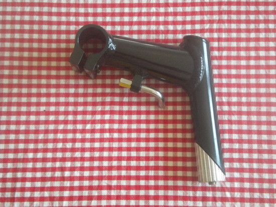 Vorbau 1 1/8 Schaft mit Noodle, 110 mm M-M, 20 Euro