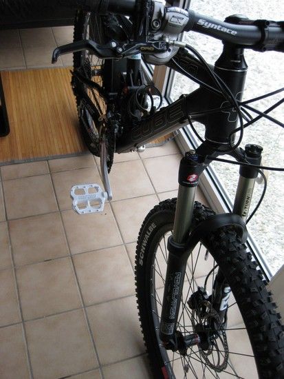 Cube Stereo 4