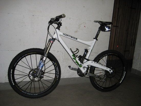 commencal meta 55 superteam custom 011