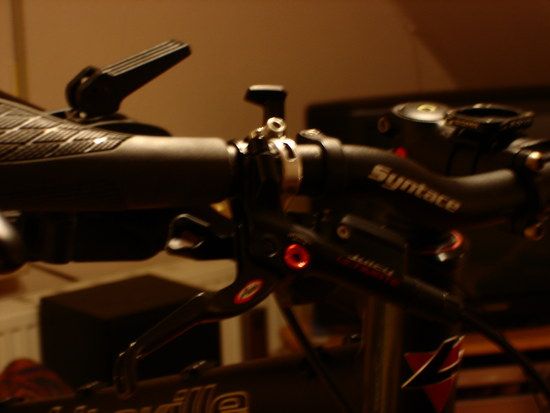 Avid Ultimate Carbon