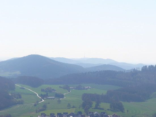 Blick über den Teuto vom Luisenturm nach Süden