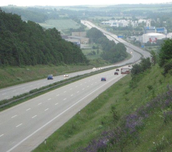 23.A4beiGeraEt2 1276432051