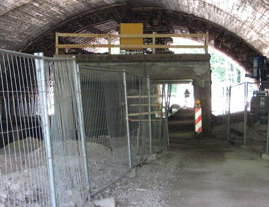 SicherheitstunnelunterderBaustelle
