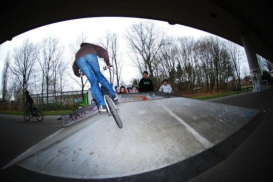 180° über hip