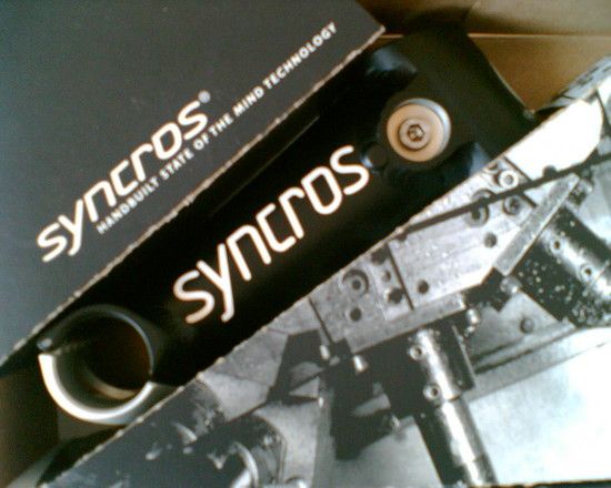 SyncrosHinged