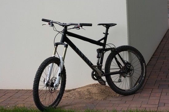 Canyon Nerve ES 9.0 RIP