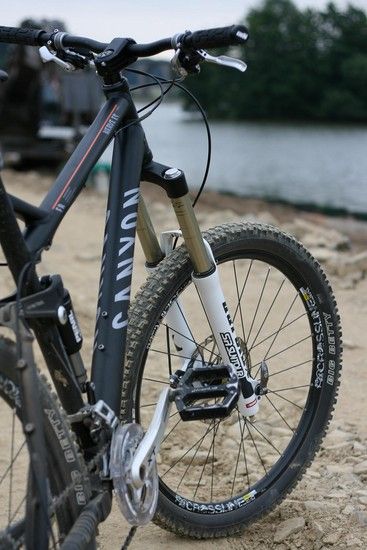 Canyon Nerve ES 9.0