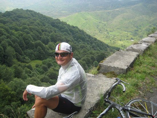Abfahrt Col d&#039;Aubisque  ...warten