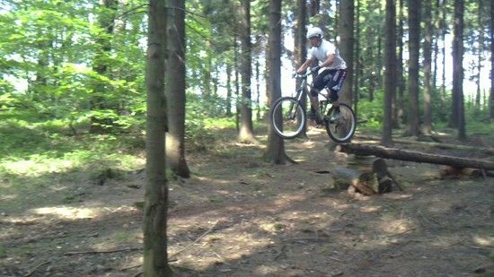 neuer trail northshore drop