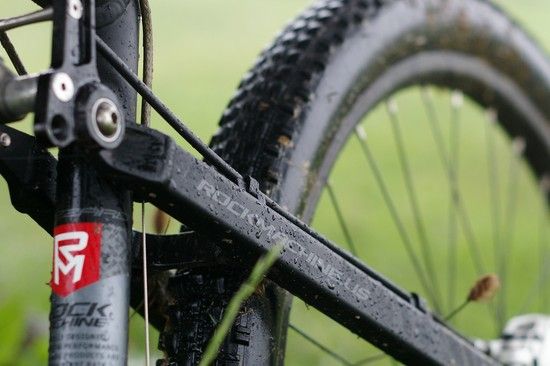 Rock Machine im Regen 2