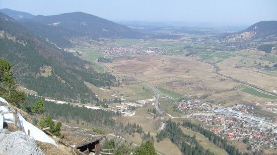 S7302947