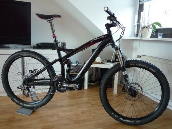 Enduro09black1