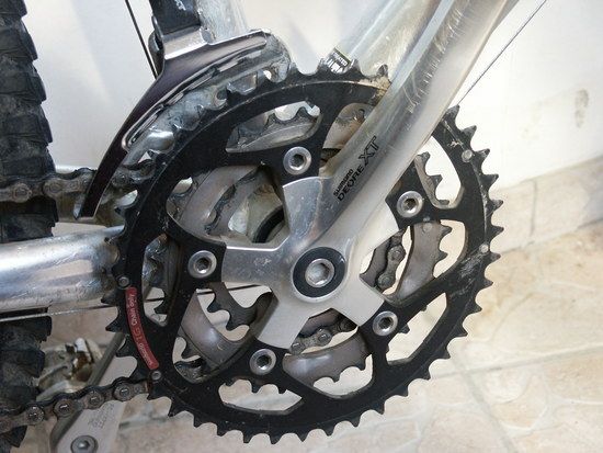 Shimano FCM-737 XT Kurbel und Kettenblätter