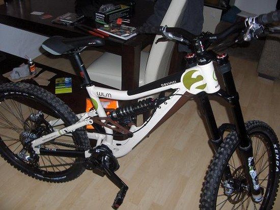 Devinci small.1