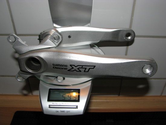 FC-M760 mit 2 Stahlschrauben, Plasteschraube