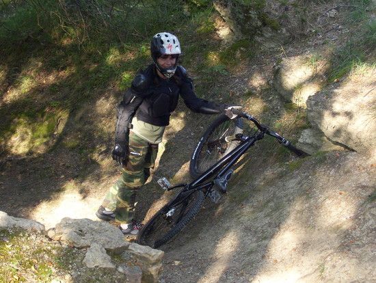 Ich und Bergzwerg (das Radl hat Ope beim 12 Stundenrennen geschrottet) machen Pause