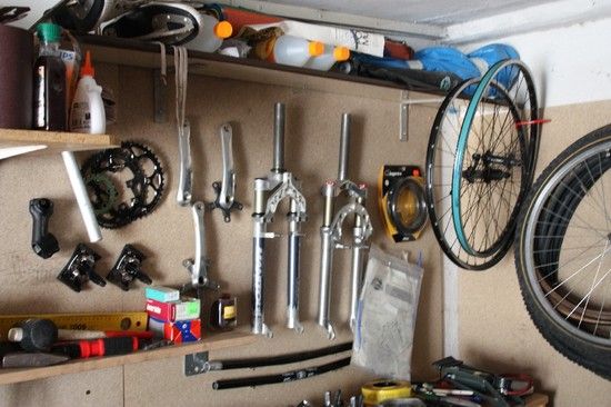 Garage . kein Platz für das Auto