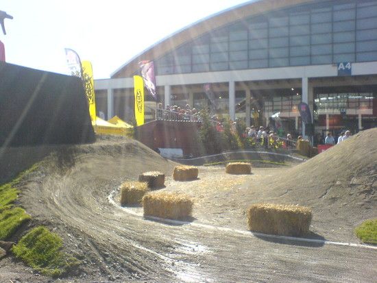 4 Cross Strecke