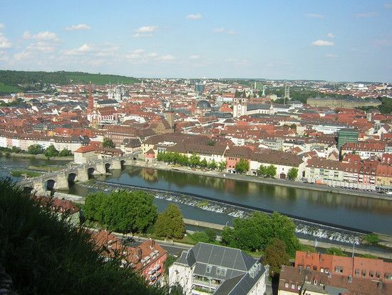 Blick von der Festung Marienberg auf Würzburg