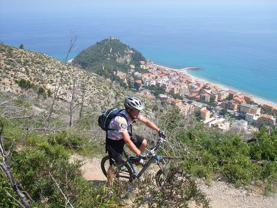 Finale: Blick auf Varigotti