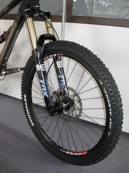 FOX 36 Van RC2 2006