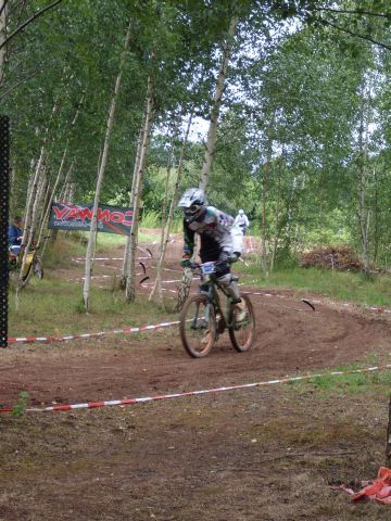 ich4-cross2