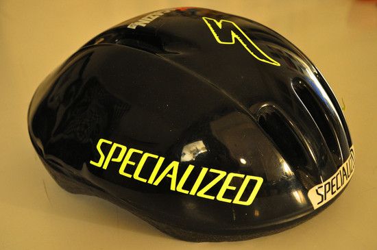 Helm Spezi