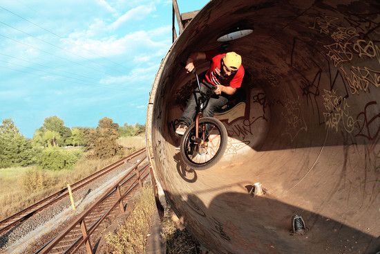 Tube