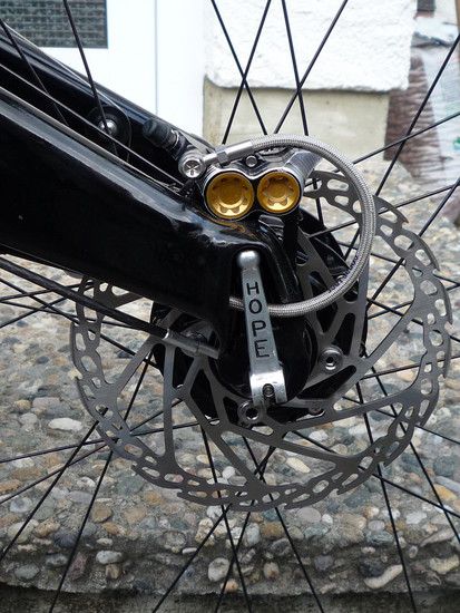 100718Bremsevonhintenseitlich