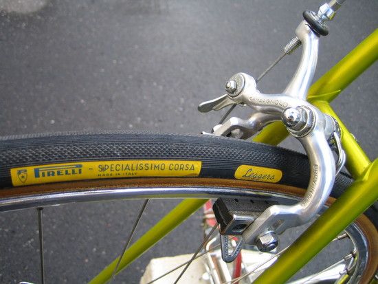 Pirelli Specialissimo Corsa Reifen